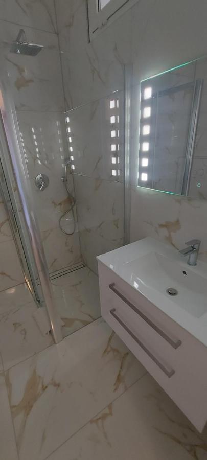 Apartman Lane Tar-Vabriga Esterno foto