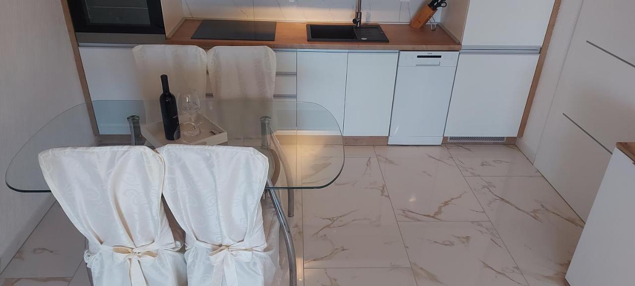 Apartman Lane Tar-Vabriga Esterno foto